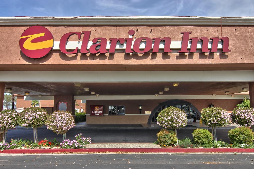 Clarion Inn Conference Center Модесто Екстер'єр фото