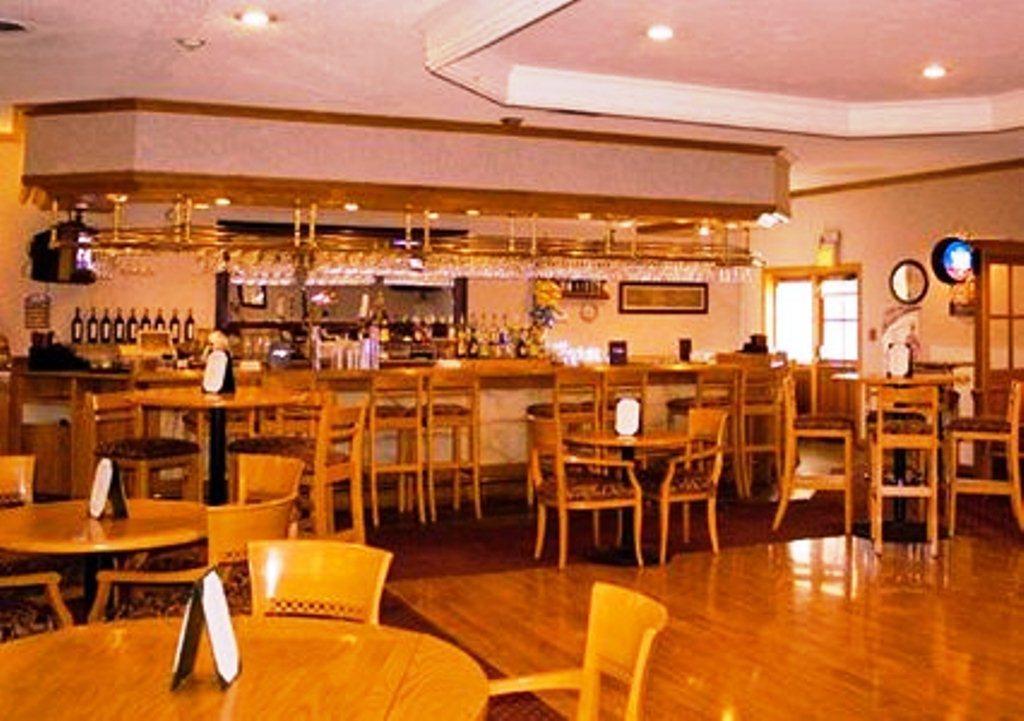 Clarion Inn Conference Center Модесто Екстер'єр фото