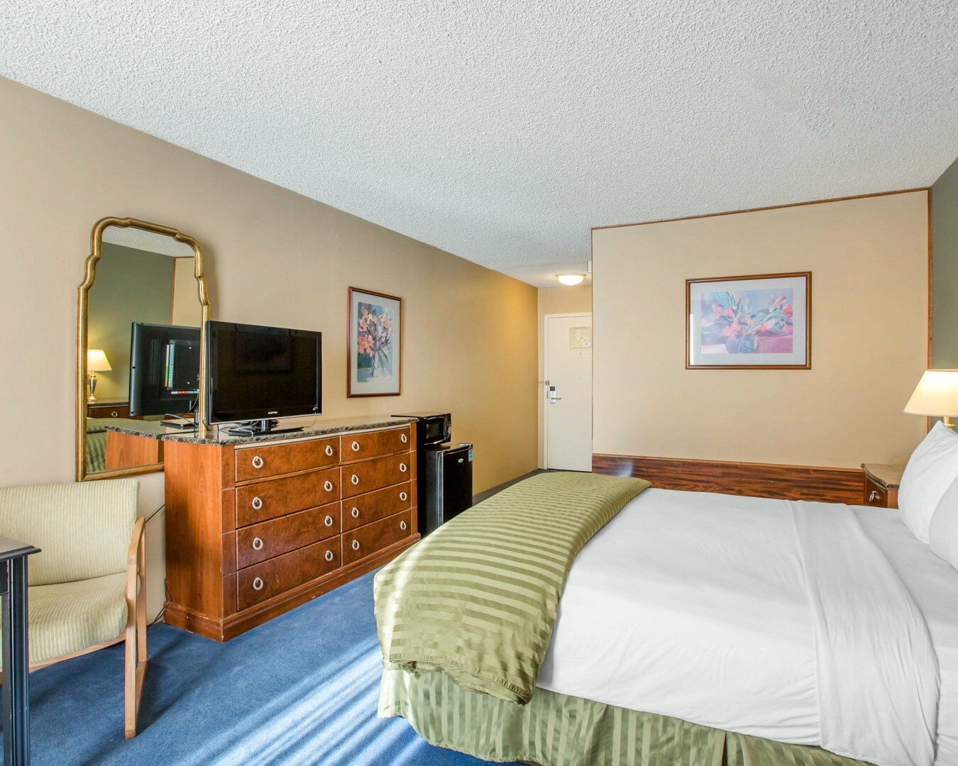 Clarion Inn Conference Center Модесто Екстер'єр фото